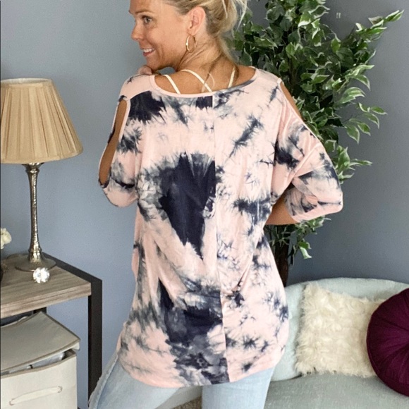 Tie dye front twist tunic top - Picture 6 of 6